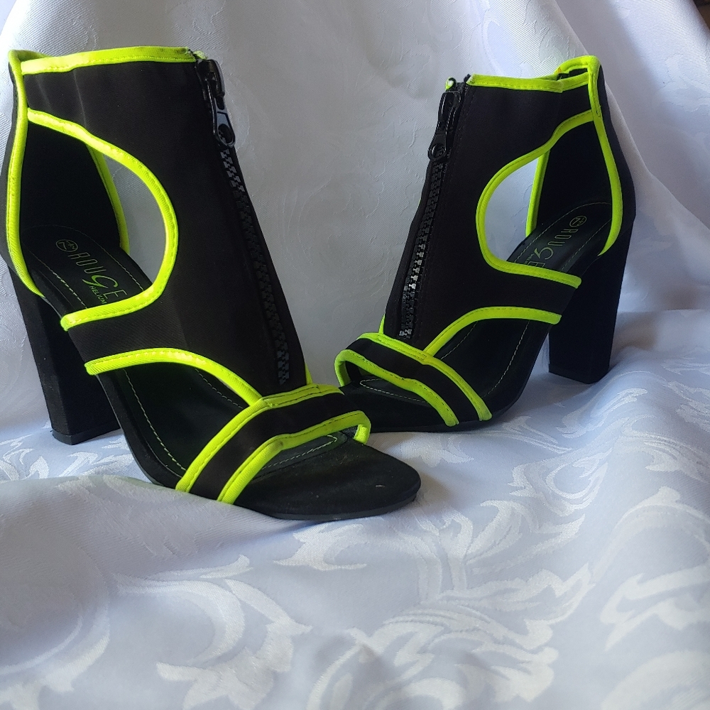 Rouge black & lime green heels